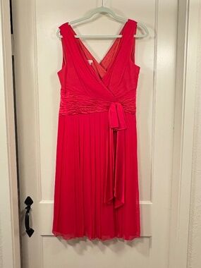 NWT Vintage Maggy London 100% Silk Sheath Pleated Party Dress, Hot Pink